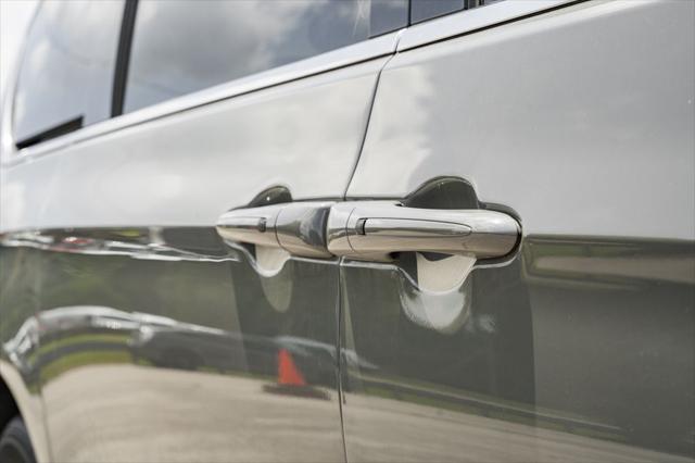 new 2025 Chrysler Pacifica car, priced at $37,692