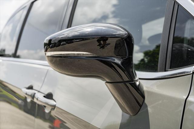 new 2025 Chrysler Pacifica car, priced at $37,692