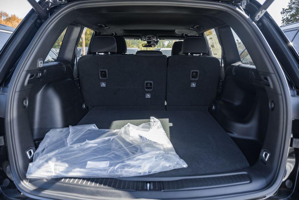 new 2025 Jeep Grand Cherokee car, priced at $38,435