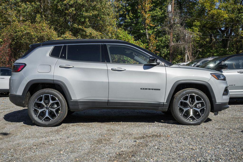 new 2026 Jeep Compass car, priced at $29,921