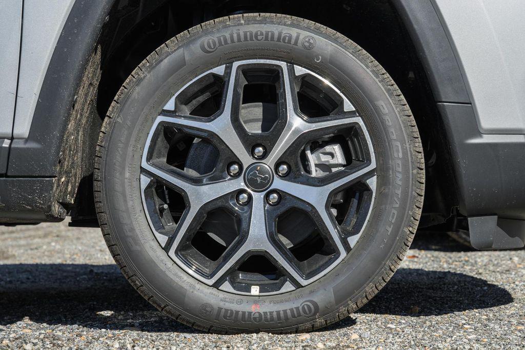 new 2026 Jeep Compass car, priced at $29,921