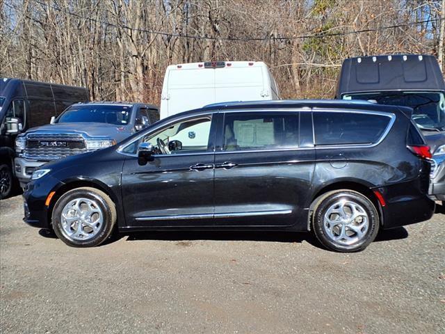 used 2021 Chrysler Pacifica car, priced at $34,500