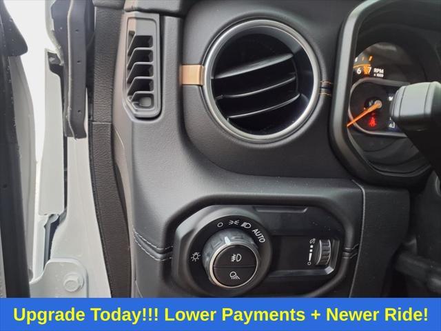 new 2025 Jeep Gladiator car, priced at $46,541
