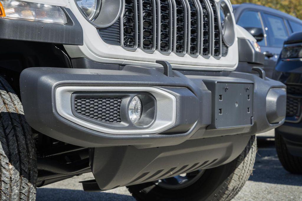new 2025 Jeep Gladiator car, priced at $51,345