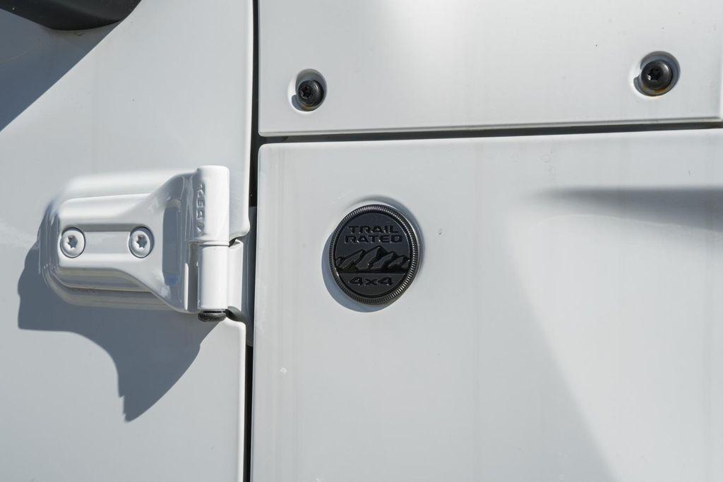 new 2025 Jeep Gladiator car, priced at $51,345