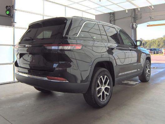 used 2023 Jeep Grand Cherokee car, priced at $35,000