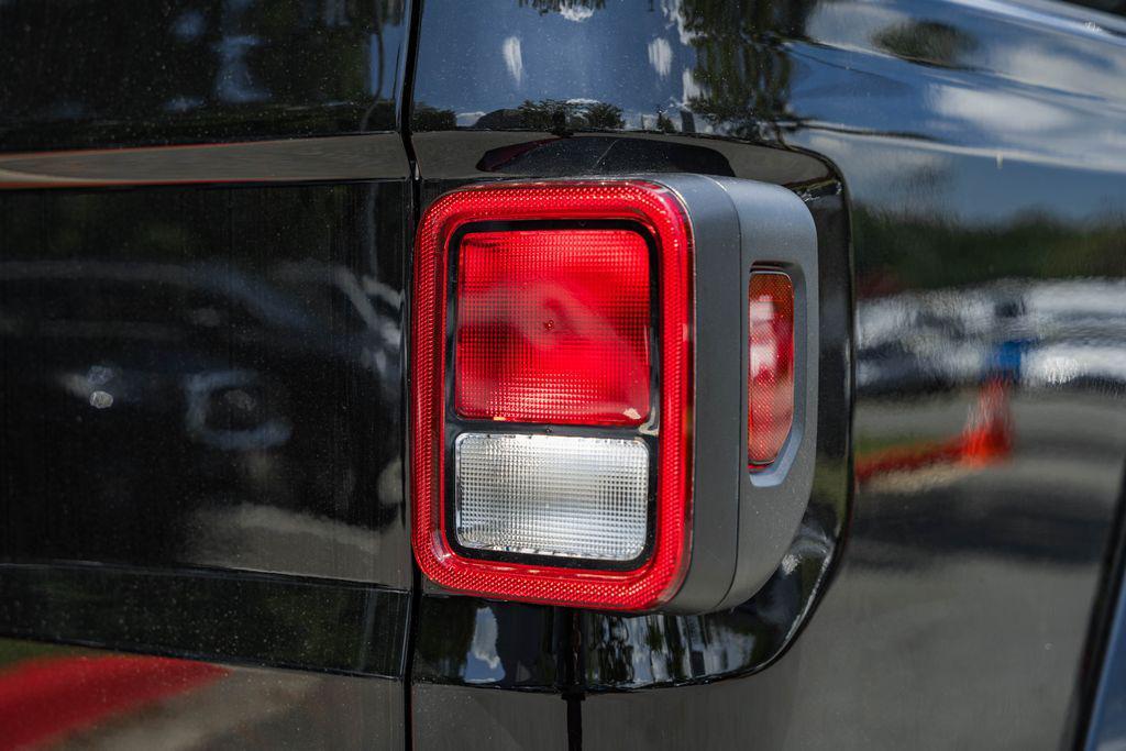 new 2025 Jeep Gladiator car, priced at $53,330