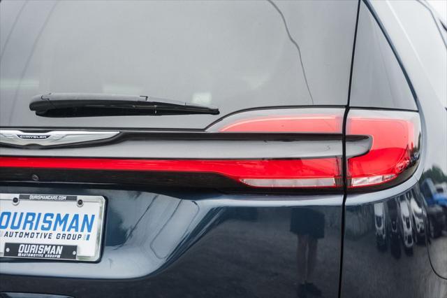 used 2021 Chrysler Pacifica car, priced at $19,500