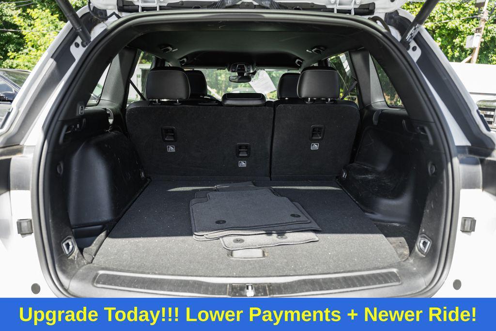 used 2022 Jeep Grand Cherokee car, priced at $29,500
