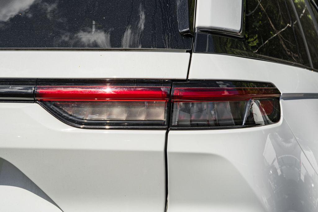 used 2022 Jeep Grand Cherokee car, priced at $26,500