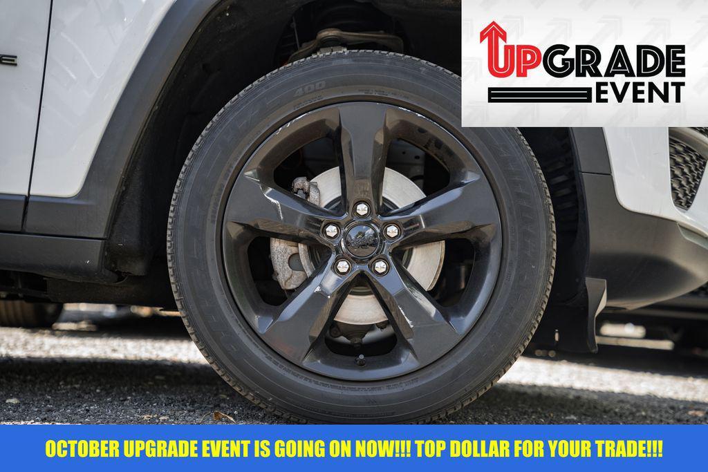 used 2022 Jeep Grand Cherokee car, priced at $28,500