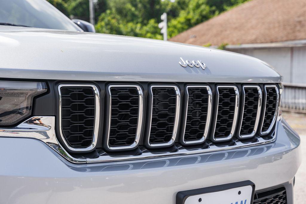 new 2025 Jeep Grand Cherokee car, priced at $36,031
