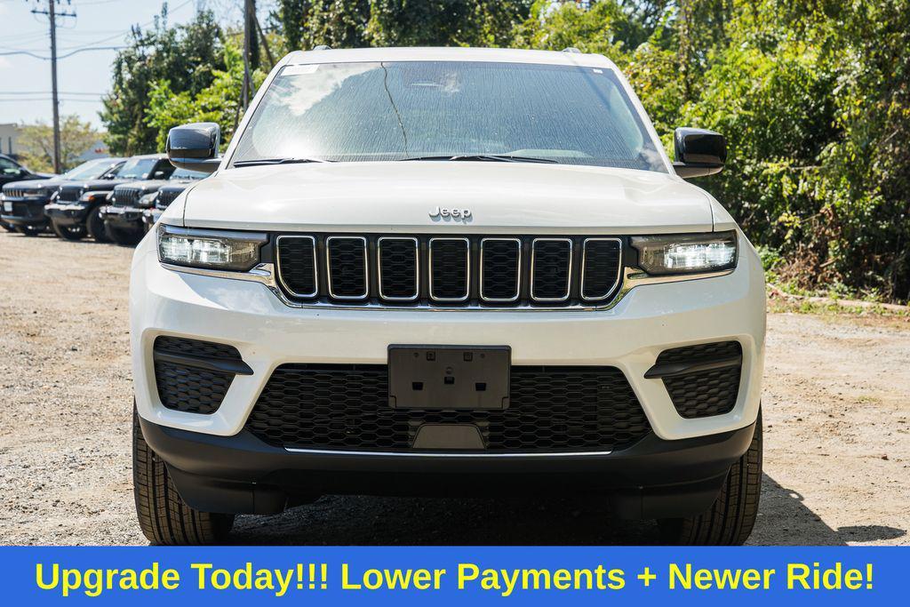new 2025 Jeep Grand Cherokee car, priced at $36,995