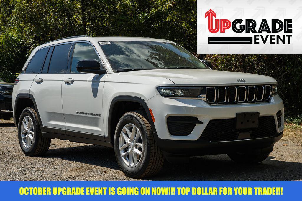 new 2025 Jeep Grand Cherokee car, priced at $35,495