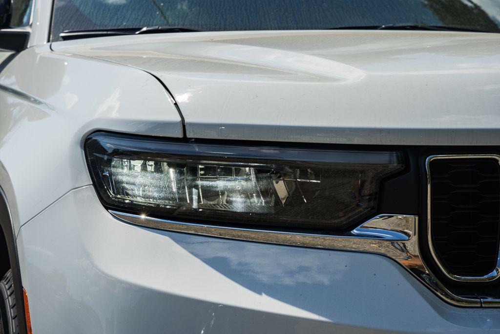 new 2025 Jeep Grand Cherokee car, priced at $35,495