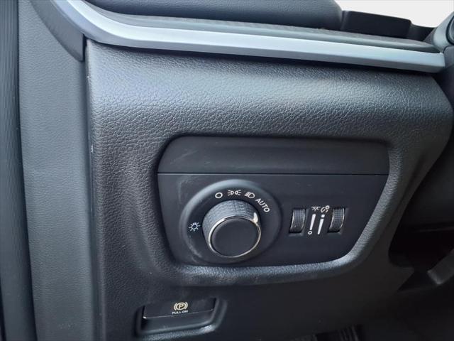 new 2025 Jeep Grand Cherokee car, priced at $43,510