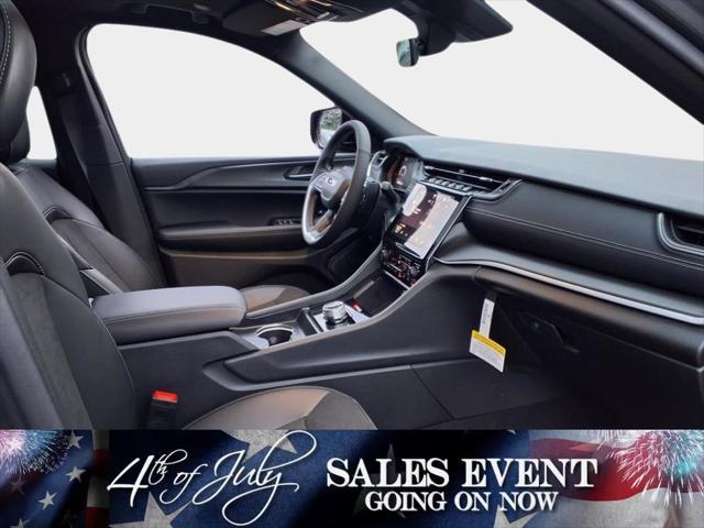 new 2025 Jeep Grand Cherokee car, priced at $38,203