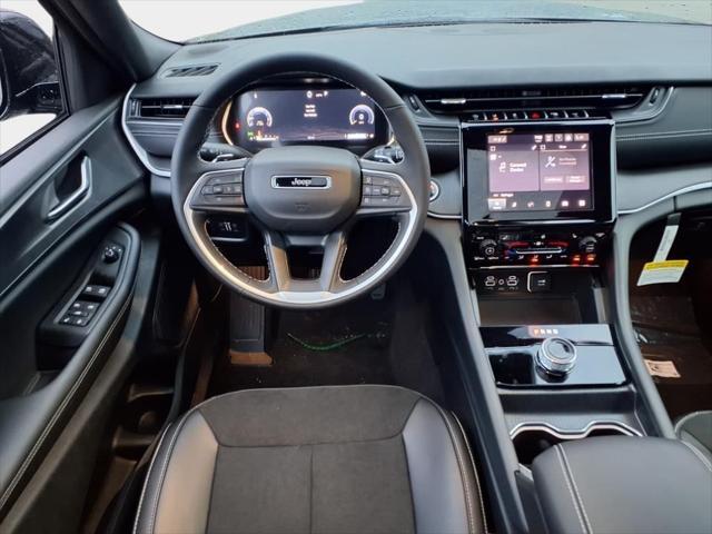new 2025 Jeep Grand Cherokee car, priced at $43,510