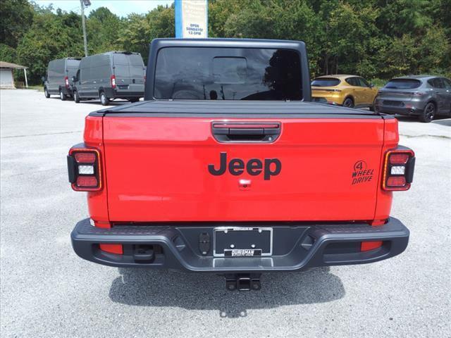 new 2024 Jeep Gladiator car, priced at $42,914