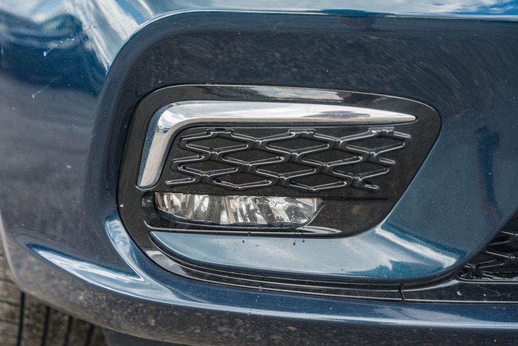 used 2021 Chrysler Pacifica car, priced at $16,500