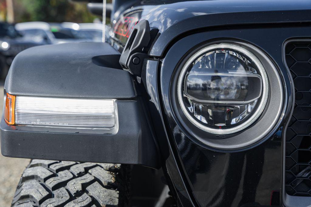 used 2020 Jeep Gladiator car, priced at $35,000