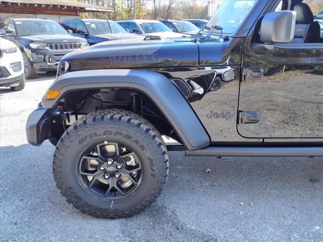 new 2025 Jeep Wrangler car, priced at $42,903