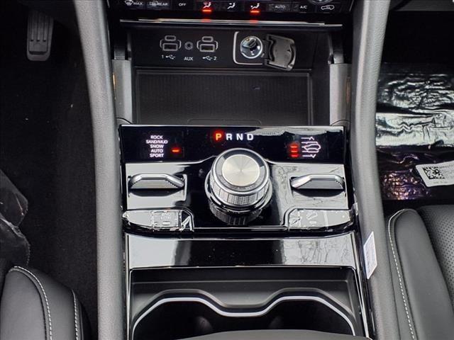 new 2025 Jeep Grand Cherokee car, priced at $53,235