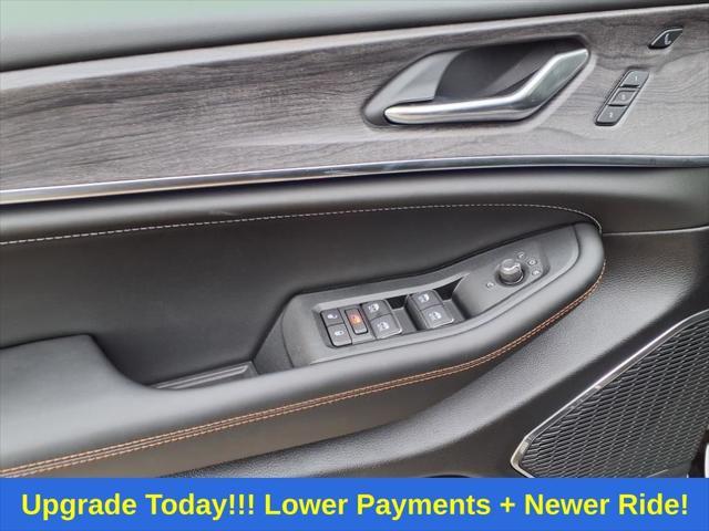 new 2025 Jeep Grand Cherokee car, priced at $57,157