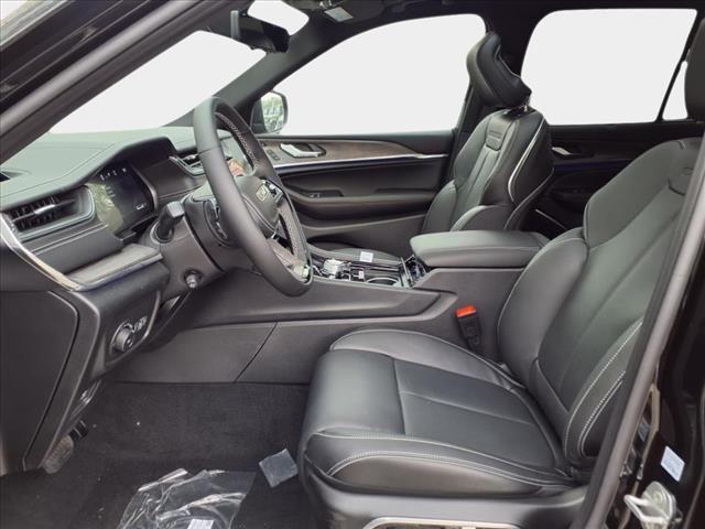 new 2025 Jeep Grand Cherokee car, priced at $53,235