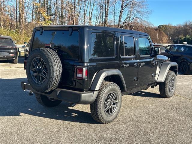 new 2025 Jeep Wrangler car, priced at $40,195