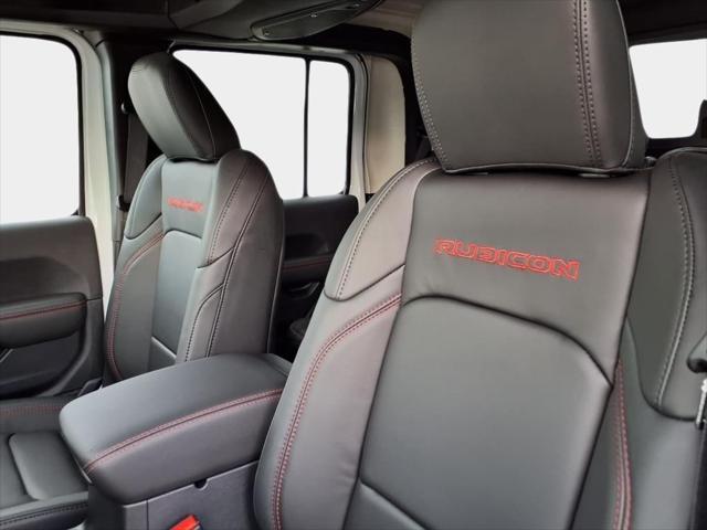 new 2025 Jeep Gladiator car, priced at $57,160