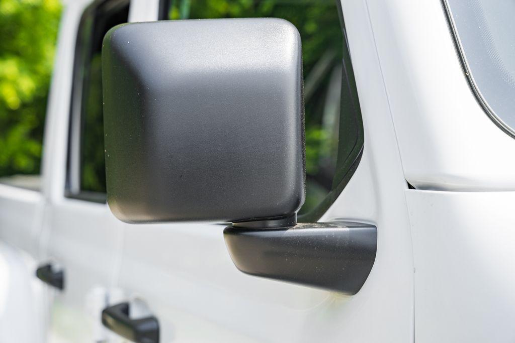 new 2025 Jeep Gladiator car, priced at $50,440