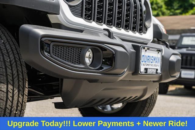 new 2025 Jeep Gladiator car, priced at $44,150