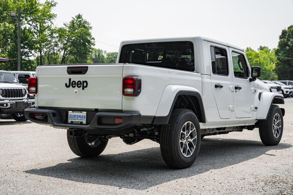 new 2025 Jeep Gladiator car, priced at $50,440
