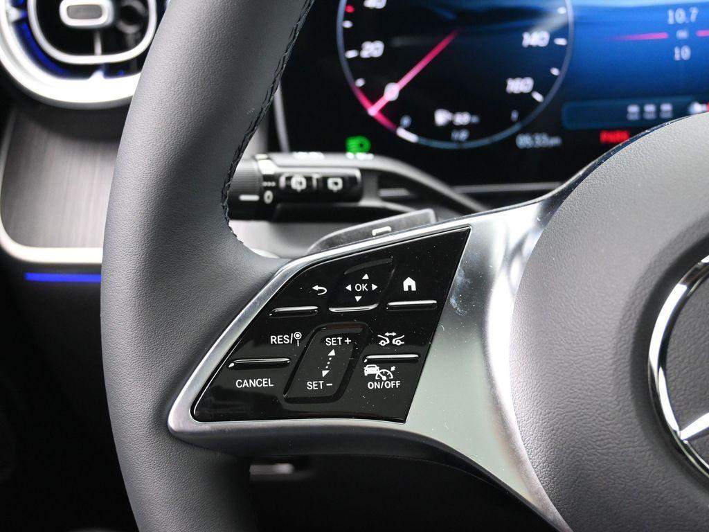 new 2026 Mercedes-Benz GLC 300 car, priced at $61,485