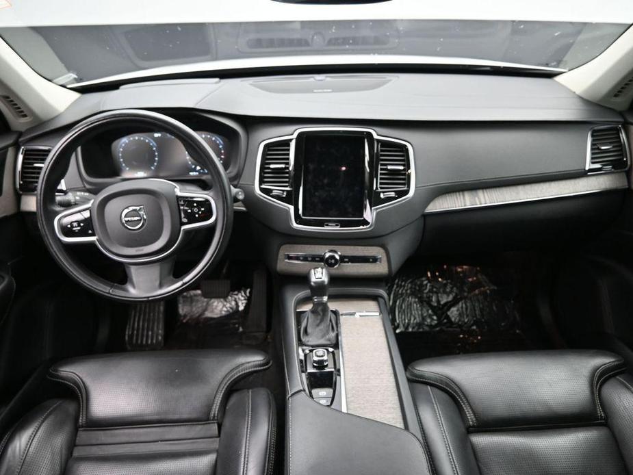 used 2022 Volvo XC90 car, priced at $39,977