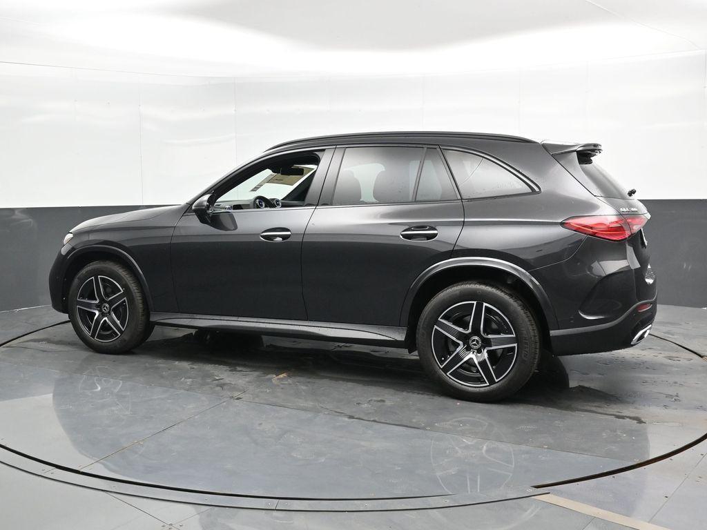 new 2025 Mercedes-Benz GLC 300 car, priced at $61,995