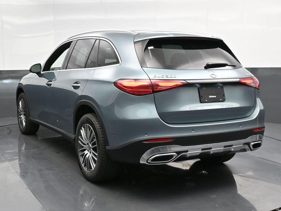 new 2025 Mercedes-Benz GLC 300 car, priced at $58,260