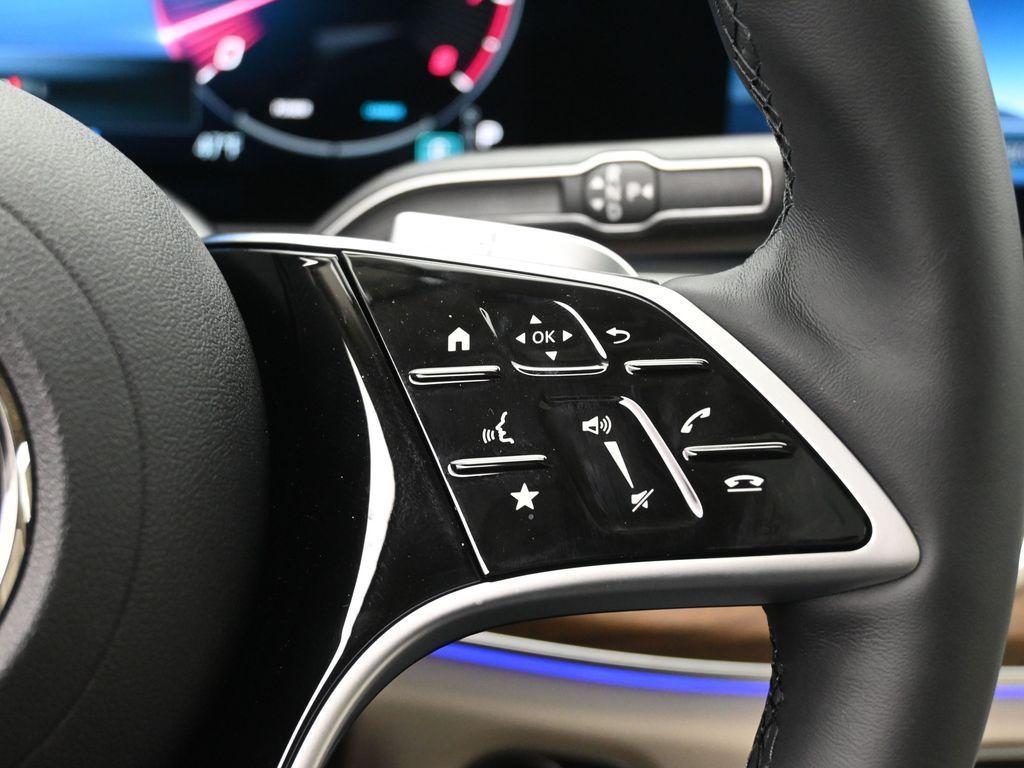 new 2025 Mercedes-Benz GLS 450 car, priced at $90,980
