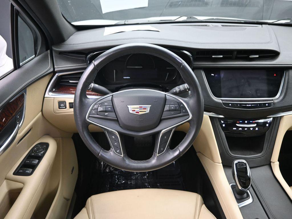 used 2018 Cadillac XT5 car, priced at $13,500