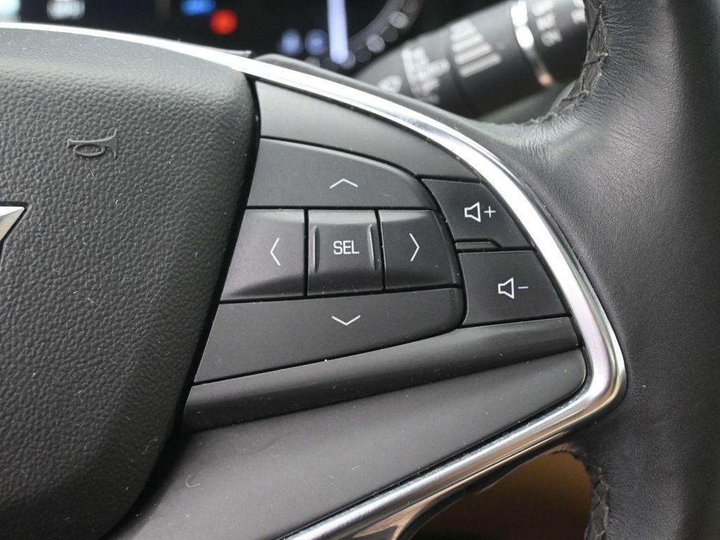 used 2018 Cadillac XT5 car, priced at $13,500