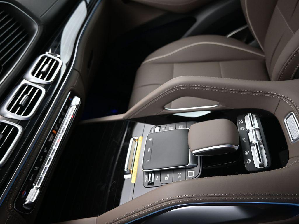 new 2025 Mercedes-Benz GLS 450 car, priced at $141,750