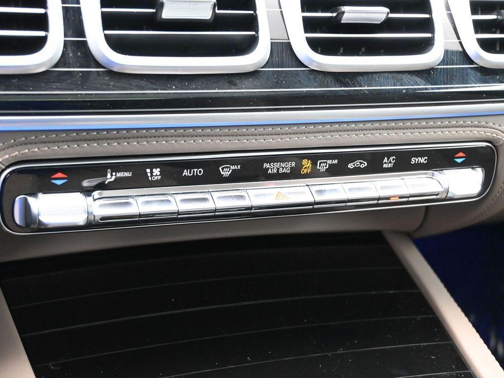 new 2025 Mercedes-Benz GLS 450 car, priced at $141,750