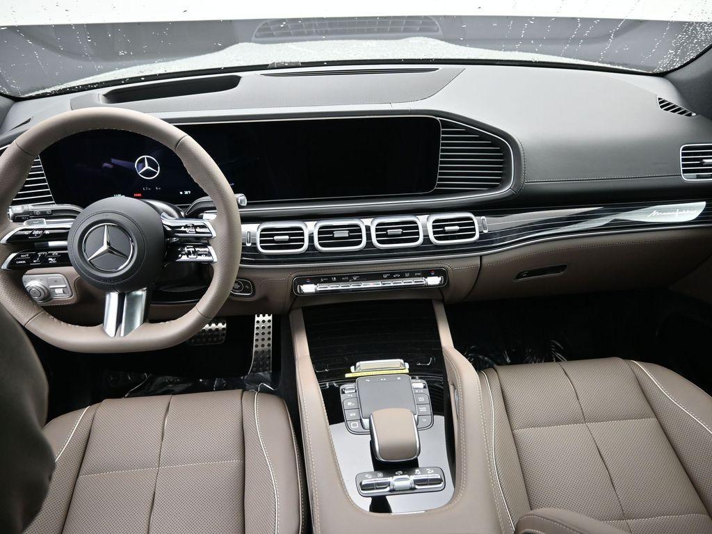 new 2025 Mercedes-Benz GLS 450 car, priced at $141,750