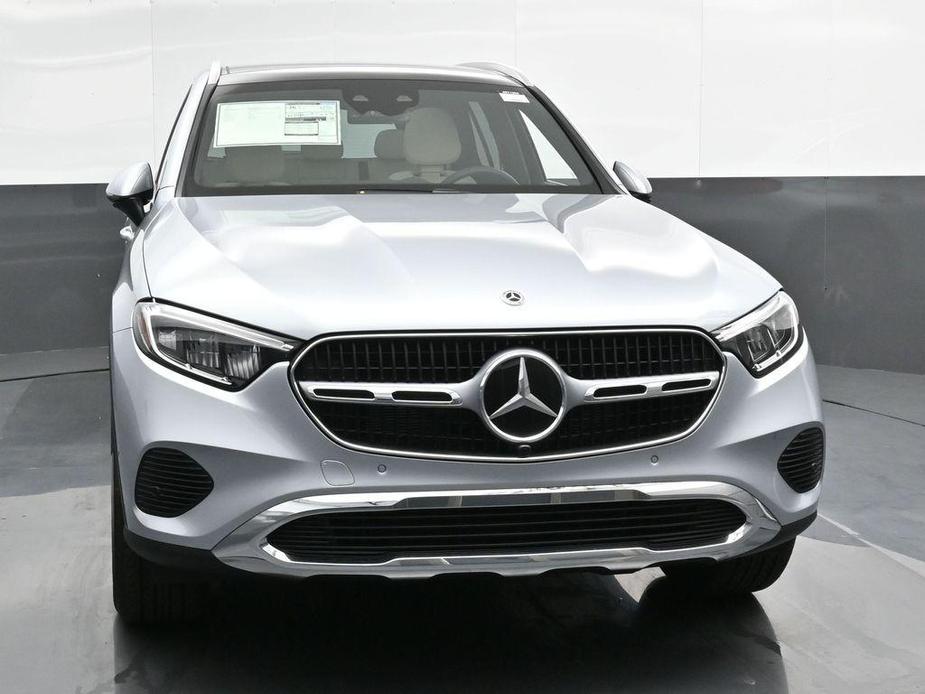 new 2025 Mercedes-Benz GLC 300 car, priced at $57,660