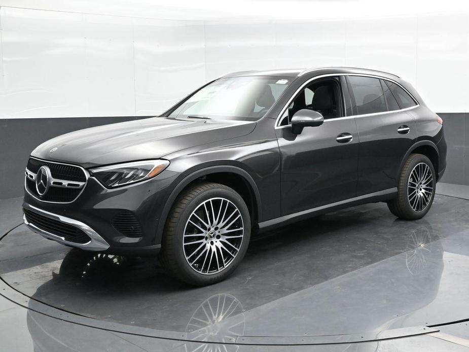 new 2025 Mercedes-Benz GLC 300 car, priced at $59,480