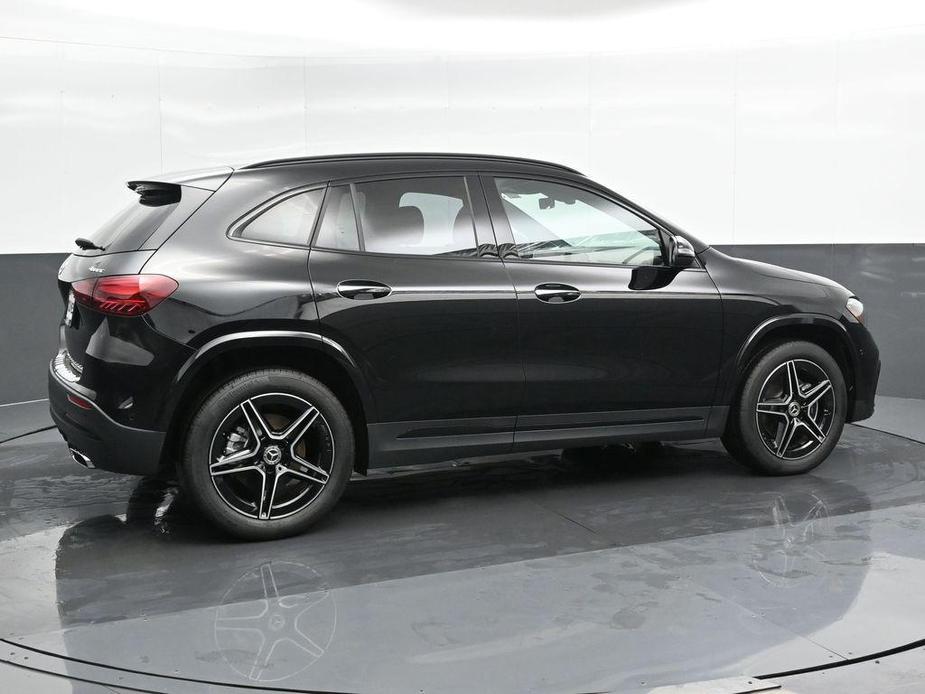 new 2025 Mercedes-Benz GLA 250 car, priced at $54,155