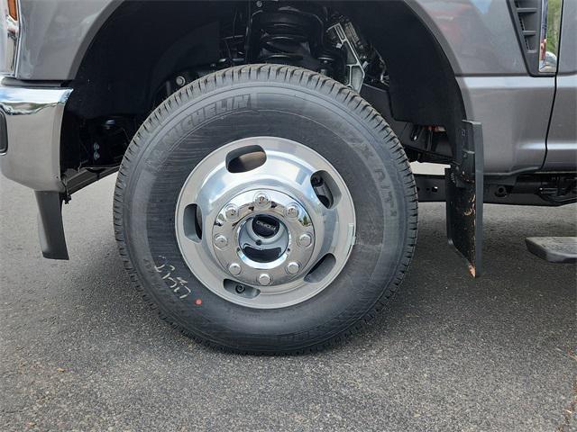 new 2025 Ford F-350 car, priced at $89,480