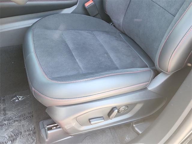 new 2025 Ford Explorer car, priced at $59,535