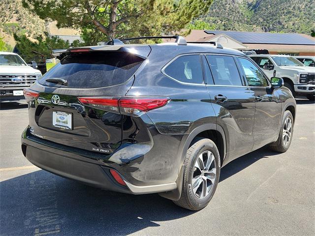 used 2022 Toyota Highlander car, priced at $39,663